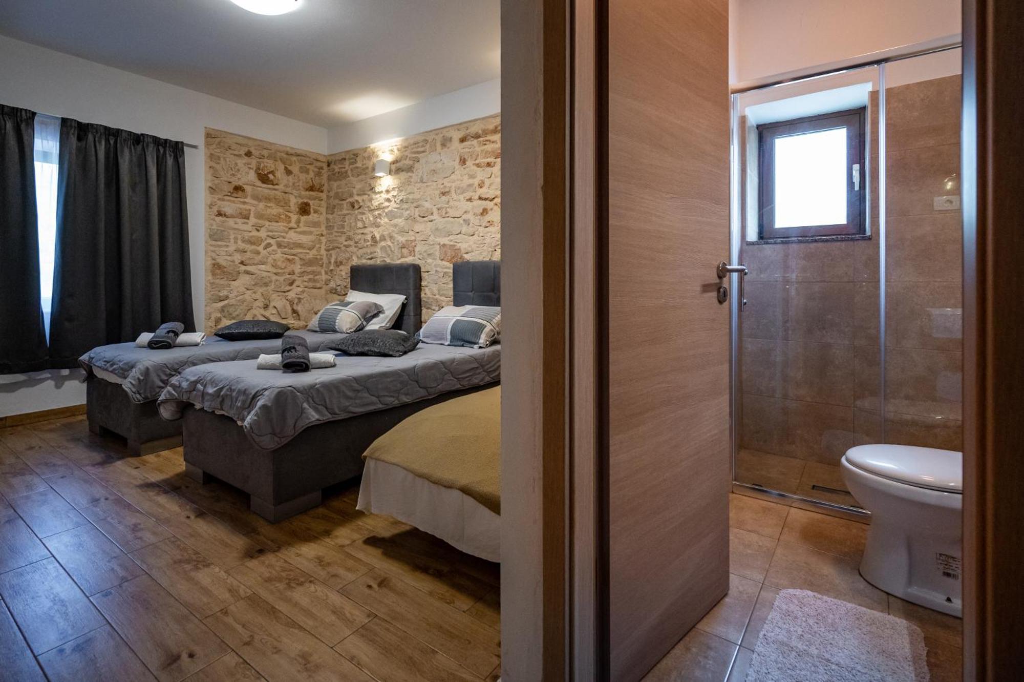 Sonia Rooms PUY Exterior foto